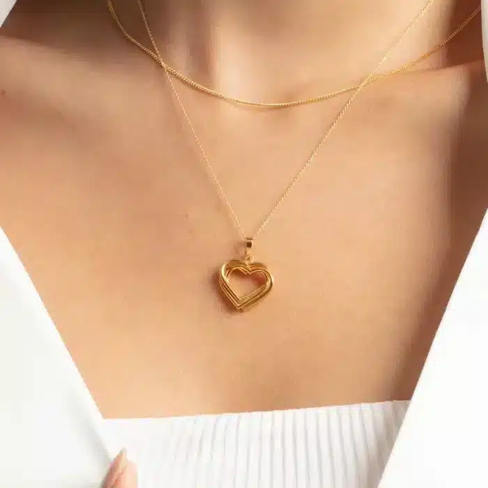 SK 916 Lucky In Love Gold Pendant