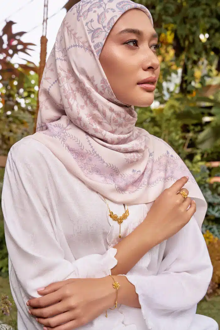 [NOT FOR SALE] Alhumaira Scarf